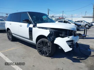 2021 Land Rover Range Rover z VIN SALGS5SEXMA436877, wystawiony jako IAAI lot #41950042 z przebiegiem 29 597 mil mil oraz . Historia ofert i sprzedaży dostępna na DreamBid. Obrazek 1.
