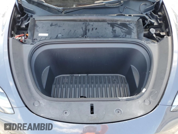 2022 Tesla Model Y Performance with VIN 7SAYGDEF9NF513648, listed as a Copart auction lot 55156475 with 29,280 mi miles and Non Repairable. Bid and sale history available at DreamBid. Image 11.