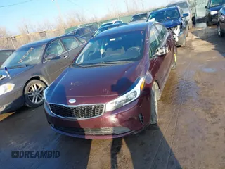 2018 Kia Forte LX with VIN 3KPFK4A72JE206565, listed as a IAAI auction lot 41639846 with 98,429 mi miles. Bid and sale history available at carsss.com. Image 12.