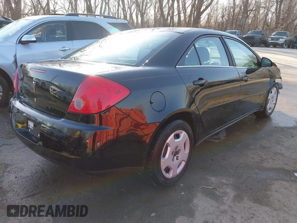 2007 Pontiac G6 1SV Value Leader with VIN 1G2ZF58BX74215675, listed as a IAAI auction lot 41781039 with 131,518 mi miles. Bid and sale history available at carsss.com. Image 4.