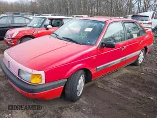 1991 Volkswagen Passat z VIN WVWFB4315ME035691, wystawiony jako IAAI lot #41627396 z przebiegiem 168 795 mil mil oraz . Historia ofert i sprzedaży dostępna na DreamBid. Obrazek 2.
