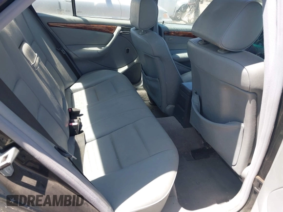 1998 Mercedes-Benz C 230/260/280/320 with VIN WDBHA23G3WA581659, listed as a IAAI auction lot 42335186 with 292,726 mi miles and . Bid and sale history available at DreamBid. Image 8.