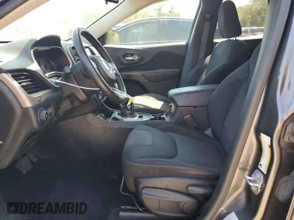 2017 Jeep Cherokee Latitude with VIN 1C4PJLCSXHW503344, listed as a Copart auction lot 53016925 with 95,358 mi miles and Salvage title. Bid and sale history available at DreamBid. Image 7.