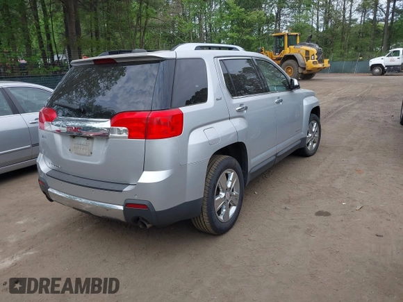 2015 GMC Terrain SLT with VIN 2GKFLTE38F6265646, listed as a IAAI auction lot 42087947 with 171,697 mi miles and . Bid and sale history available at DreamBid. Image 4.