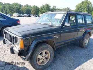 1990 Jeep Cherokee with VIN 1J4FJ38L1LL100497, listed as a IAAI auction lot 37253812 with 214,943 mi miles and . Bid and sale history available at DreamBid. Image 2.