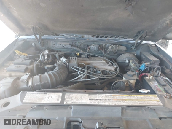 2000 Ford Explorer XLT with VIN 1FMZU63P4YUB12078, listed as a IAAI auction lot 42333783 with 344,100 mi miles and . Bid and sale history available at DreamBid. Image 10.