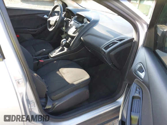 2016 Ford Focus SE with VIN 1FADP3F27GL390830, listed as a IAAI auction lot 41665012 with 119,673 mi miles. Bid and sale history available at carsss.com. Image 5.