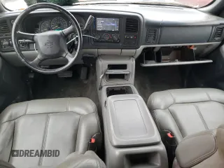 2001 Chevrolet Suburban LT with VIN 3GNGK26U31G141020, listed as a Copart auction lot 86370664 with 186,896 mi miles and Salvage Title. Bid and sale history available at carsss.com. Image 8.