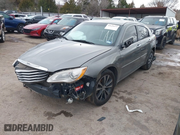 2012 Chrysler 200 Limited with VIN 1C3CCBCB4CN191088, listed as a IAAI auction lot 41629577 with 187,331 mi miles. Bid and sale history available at carsss.com. Image 2.