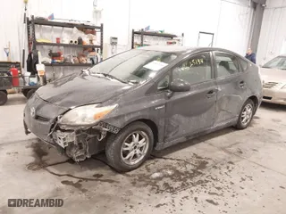 2010 Toyota Prius II with VIN JTDKN3DU1A5080986, listed as a IAAI auction lot 41625194 with 261,952 mi miles. Bid and sale history available at carsss.com. Image 2.