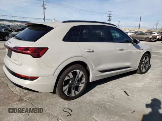 2021 Audi e-tron Premium with VIN WA1AAAGE4MB023438, listed as a Copart auction lot 72274743 with 34,502 mi miles. Bid and sale history available at carsss.com. Image 3.
