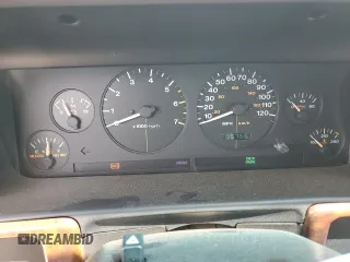 1998 Jeep Grand Cherokee Laredo with VIN 1J4GZ58S4WC244954, listed as a Copart auction lot 55731465 with 205,766 mi miles and Salvage title. Bid and sale history available at DreamBid. Image 9.