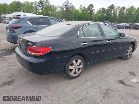 2005 Lexus ES 330 with VIN JTHBA30G655099467, listed as a IAAI auction lot 42095617 with 220,441 mi miles. Bid and sale history available at carsss.com. Image 4.