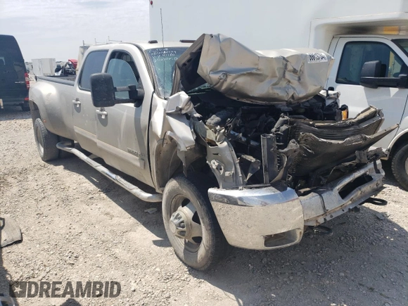 2008 Chevrolet Silverado 3500HD DRW LT w/1LT with VIN 1GCJC33608F108852, listed as a Copart auction lot 68619784 with 0 mi miles and Salvage Title. Bid and sale history available at carsss.com. Image 4.