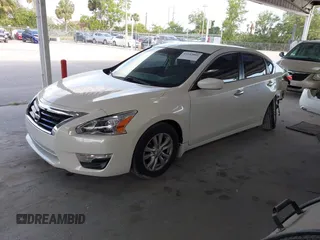 2014 Nissan Altima S with VIN 1N4AL3AP5EC136502, listed as a IAAI auction lot 42143885 with 116,923 mi miles and . Bid and sale history available at DreamBid. Image 17.