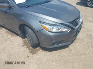 2018 Nissan Altima SV with VIN 1N4AL3AP9JC245829, listed as a IAAI auction lot 42129170 with 54,395 mi miles and . Bid and sale history available at carsss.com. Image 17.