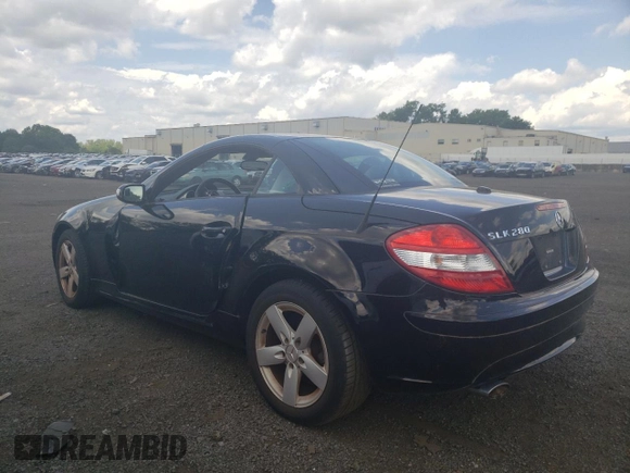 2007 Mercedes-Benz SLK 280 с VIN WDBWK54FX7F142331, выставлен на аукционе Copart как лот 62228125 с пробегом 84 643 миль миль и Списание • Salvage title. История ставок и продаж доступна на DreamBid. Изображение 2.