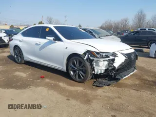 2021 Lexus ES with VIN 58AGZ1B14MU094578, listed as a IAAI auction lot 41768656 with 47,333 mi miles. Bid and sale history available at carsss.com. Image 1.