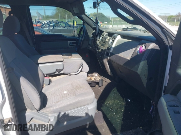 2011 Ford F-150 XL with VIN 1FTFW1EF0BKD23337, listed as a IAAI auction lot 42051889 with 233,747 mi miles. Bid and sale history available at carsss.com. Image 5.
