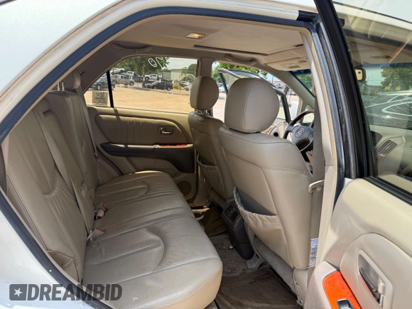 2003 Lexus RX 300 z VIN JTJGF10U230160646, wystawiony jako Copart lot #61209735 z przebiegiem 224 280 mil mil oraz Czysty tytuł • Clean title. Historia ofert i sprzedaży dostępna na DreamBid. Obrazek 6.