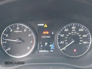 2018 Mitsubishi Outlander ES z VIN JA4AZ3A35JZ019378, wystawiony jako IAAI lot #42365556 z przebiegiem 98 449 mil mil oraz . Historia ofert i sprzedaży dostępna na DreamBid. Obrazek 7.