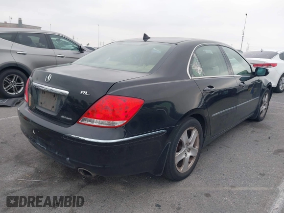 2006 Acura RL with VIN JH4KB16576C009814, listed as a IAAI auction lot 42120531 with 174,284 mi miles and . Bid and sale history available at DreamBid. Image 4.