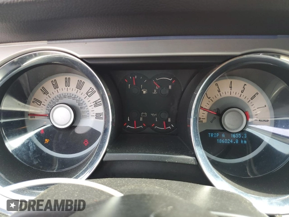 2011 Ford Mustang V6 with VIN 1ZVBP8AM4B5130810, listed as a Copart auction lot 54704645 with 186,024 mi miles and Salvage title. Bid and sale history available at DreamBid. Image 9.
