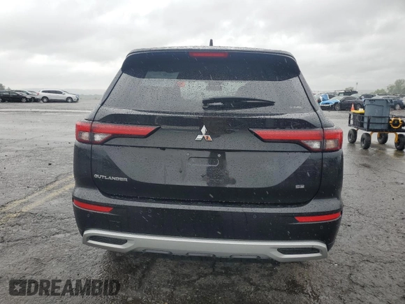 2023 Mitsubishi Outlander SE z VIN JA4J4UA86PZ027448, wystawiony jako Copart lot #57084785 z przebiegiem 36 735 mil mil oraz Szkoda całkowita • Salvage title. Historia ofert i sprzedaży dostępna na DreamBid. Obrazek 6.