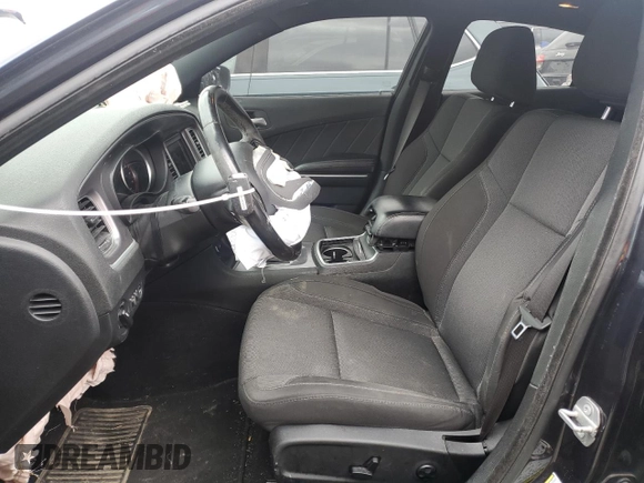 2019 Dodge Charger SXT z VIN 2C3CDXBG1KH644050, wystawiony jako Copart lot #52618035 z przebiegiem 110 442 mil mil oraz Szkoda całkowita • Salvage title. Historia ofert i sprzedaży dostępna na DreamBid. Obrazek 7.