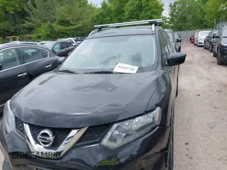 2016 Nissan Rogue SV z VIN KNMAT2MV9GP696128, wystawiony jako IAAI lot #42343710 z przebiegiem 136 984 mil mil oraz . Historia ofert i sprzedaży dostępna na DreamBid. Obrazek 12.