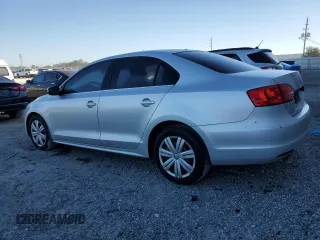 2013 Volkswagen Jetta SE with VIN 3VWDP7AJXDM367100, listed as a Copart auction lot 82292364 with 162,074 mi miles and Clean title. Bid and sale history available at DreamBid. Image 2.