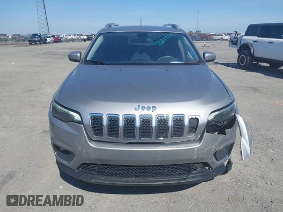 2019 Jeep Cherokee Latitude with VIN 1C4PJMCB9KD442979, listed as a IAAI auction lot 41645520 with 108,261 mi miles. Bid and sale history available at carsss.com. Image 12.