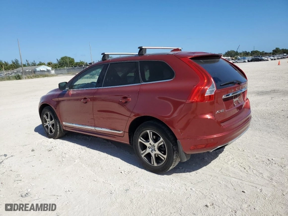 2015 Volvo XC60 T6 Drive-E Premier Plus with VIN YV449MDC9F2617524, listed as a Copart auction lot 40909073 with 131,078 mi miles. Bid and sale history available at carsss.com. Image 2.