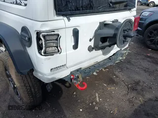 2022 Jeep Wrangler Unlimited Rubicon с VIN 1C4HJXFG9NW220898, выставлен на аукционе IAAI как лот 41931899 с пробегом 22 843 миль миль и . История ставок и продаж доступна на DreamBid. Изображение 6.
