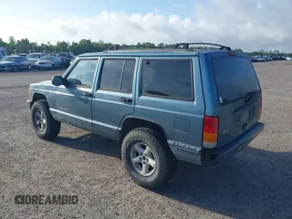 1999 Jeep Cherokee Sport with VIN 1J4FT68S9XL581835, listed as a IAAI auction lot 42499071 with 203,782 mi miles and . Bid and sale history available at DreamBid. Image 3.