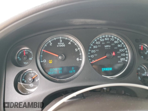 2010 GMC Yukon Denali with VIN 1GKUCEEF2AR119463, listed as a Copart auction lot 71236674 with 233,731 mi miles and Salvage Title. Bid and sale history available at carsss.com. Image 9.
