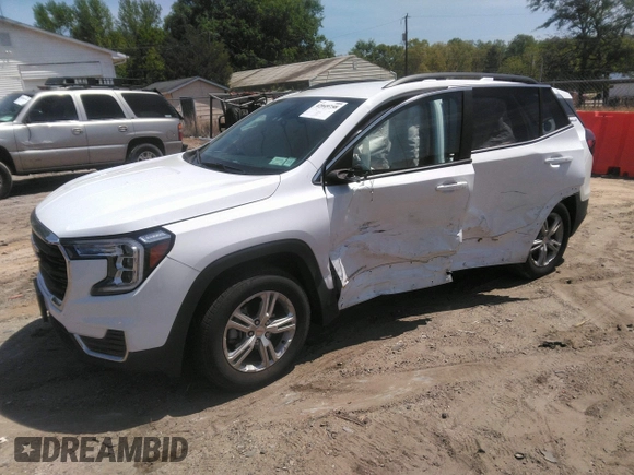 2022 GMC Terrain SLE z VIN 3GKALTEVXNL138628, wystawiony jako IAAI lot #42049758 z przebiegiem 24 450 mil mil oraz . Historia ofert i sprzedaży dostępna na DreamBid. Obrazek 2.