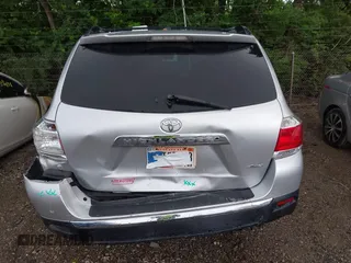 2011 Toyota Highlander Limited with VIN 5TDDK3EH4BS088031, listed as a IAAI auction lot 42515112 with 229,117 mi miles and . Bid and sale history available at DreamBid. Image 18.