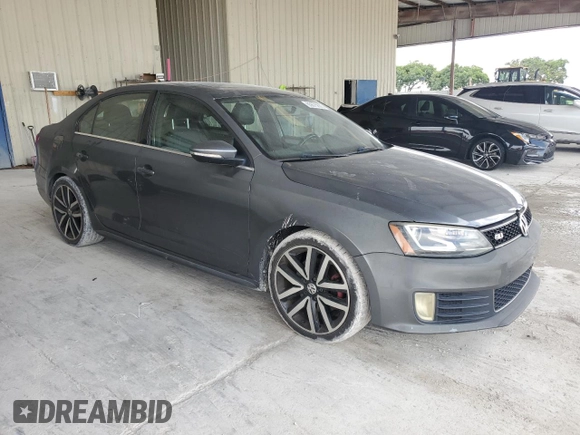 2013 Volkswagen Jetta Autobahn with VIN 3VW4A7AJ7DM414178, listed as a Copart auction lot 65675885 with 199,667 mi miles and Clean title. Bid and sale history available at DreamBid. Image 4.