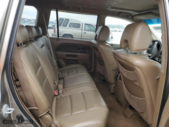 2008 Honda Pilot EX-L with VIN 5FNYF18768B052870, listed as a Copart auction lot 86562544 with 210,243 mi miles and Clean Title. Bid and sale history available at carsss.com. Image 11.