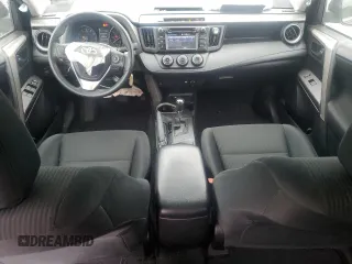 2017 Toyota RAV4 LE z VIN 2T3BFREV4HW663532, wystawiony jako Copart lot #57798035 z przebiegiem 100 922 mil mil oraz Szkoda całkowita • Salvage title. Historia ofert i sprzedaży dostępna na DreamBid. Obrazek 8.