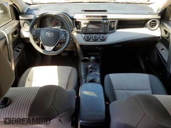 2015 Toyota RAV4 LE z VIN JTMBFREV4FD117615, wystawiony jako Copart lot #59892855 z przebiegiem 174 816 mil mil oraz Szkoda całkowita • Salvage title. Historia ofert i sprzedaży dostępna na DreamBid. Obrazek 8.
