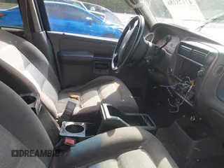 2005 Ford Explorer Sport Trac XLS with VIN 1FMZU67K55UA88299, listed as a IAAI auction lot 42128186 with Not provided miles and . Bid and sale history available at DreamBid. Image 5.