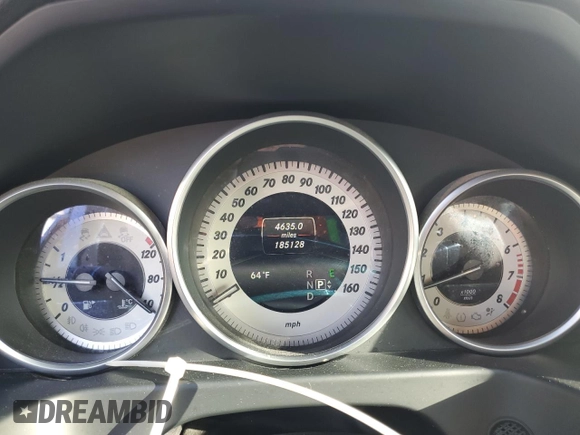 2015 Mercedes-Benz E 350 Luxury with VIN WDDHF8JB7FB134619, listed as a Copart auction lot 73518344 with 185,128 mi miles and Salvage title. Bid and sale history available at DreamBid. Image 9.