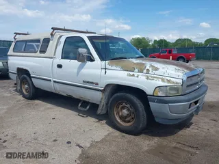 1996 Dodge Ram 1500 with VIN 1B7HC16Y1TS630096, listed as a IAAI auction lot 42095072 with 252,069 mi miles. Bid and sale history available at carsss.com. Image 1.