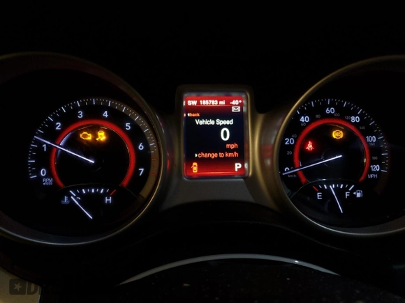 2018 Dodge Journey SXT с VIN 3C4PDDBGXJT219895, выставлен на аукционе Copart как лот 47879635 с пробегом 185 783 миль миль и Списание • Salvage title. История ставок и продаж доступна на DreamBid. Изображение 9.