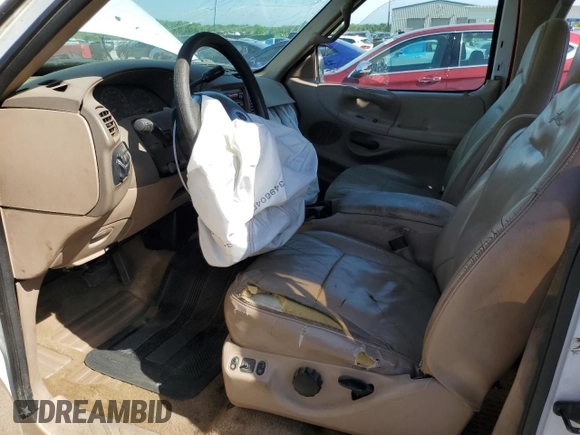 1997 Ford F-150 XL z VIN 1FTEX17L4VNC57714, wystawiony jako Copart lot #57499975 z przebiegiem 84 726 mil mil oraz Szkoda całkowita • Salvage title. Historia ofert i sprzedaży dostępna na DreamBid. Obrazek 7.