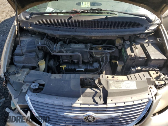 2002 Chrysler Town & Country eL with VIN 2C4GP343X2R556700, listed as a Copart auction lot 53656695 with Not Provided miles and Salvage Title. Bid and sale history available at carsss.com. Image 12.