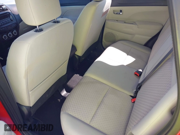 2017 Mitsubishi Outlander ES z VIN JA4AP3AU6HZ010715, wystawiony jako IAAI lot #42158067 z przebiegiem 57 548 mil mil oraz . Historia ofert i sprzedaży dostępna na DreamBid. Obrazek 8.