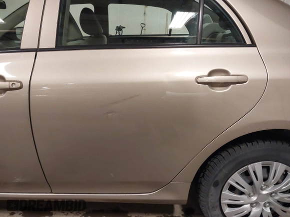 2010 Toyota Corolla with VIN 2T1BU4EE2AC369927, listed as a IAAI auction lot 41519760 with 135,639 mi miles. Bid and sale history available at carsss.com. Image 17.